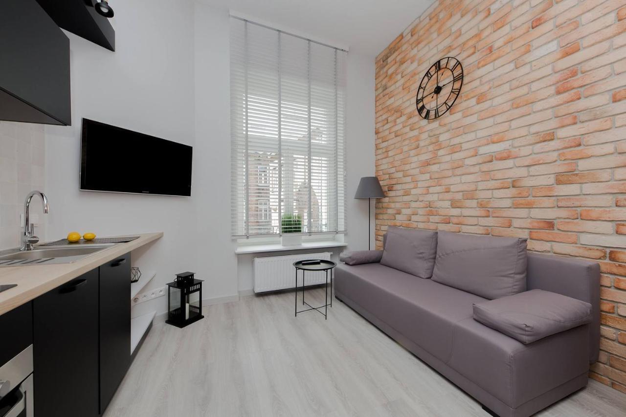4 Eco Apart Chateau Jagiellonska 22 Warszawa Old Town Esterno foto
